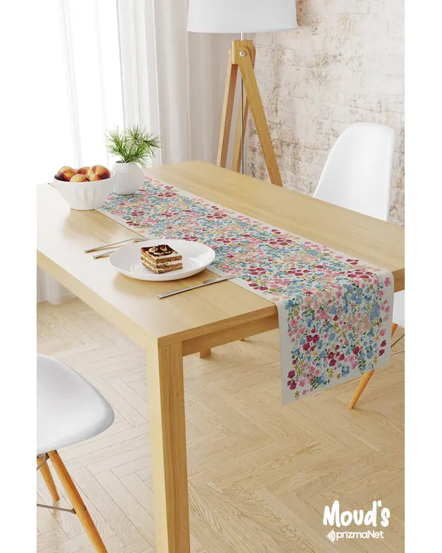 Renkli Pastel Çiçek Desenli Baskılı Süet Runner Masa Örtüsü