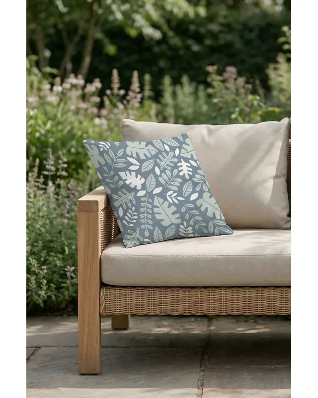 Soft Tropik Pattern Cushion Cover Water-Resistant Wipe-Clean Digitally Printed Garden Decor